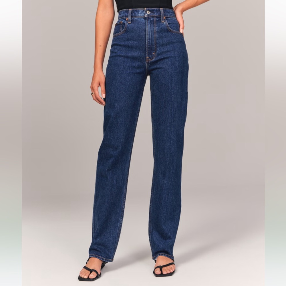 Abercrombie and Fitch 90s Straight Ultra High Rise - 28/6S